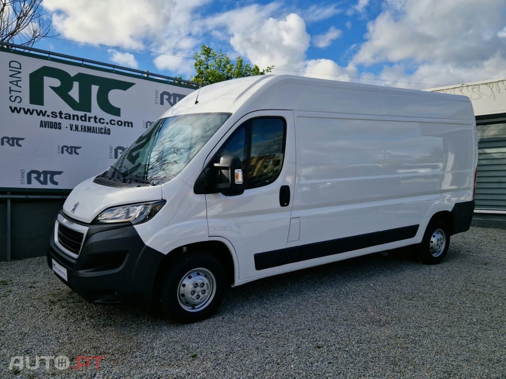 Peugeot Boxer 2.0 BlueHDi 335 L3H2 Premium