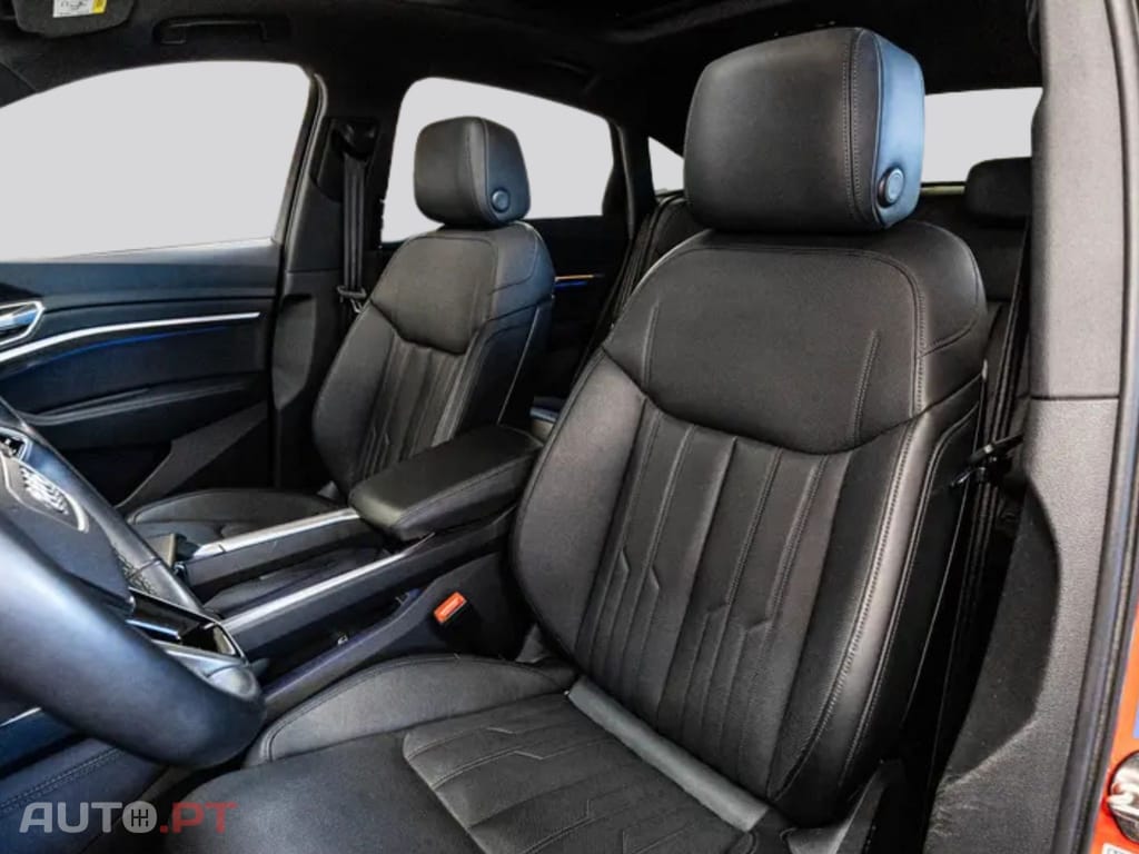 Audi E-Tron I.V.A DEDUTIVEL 55 S LINE