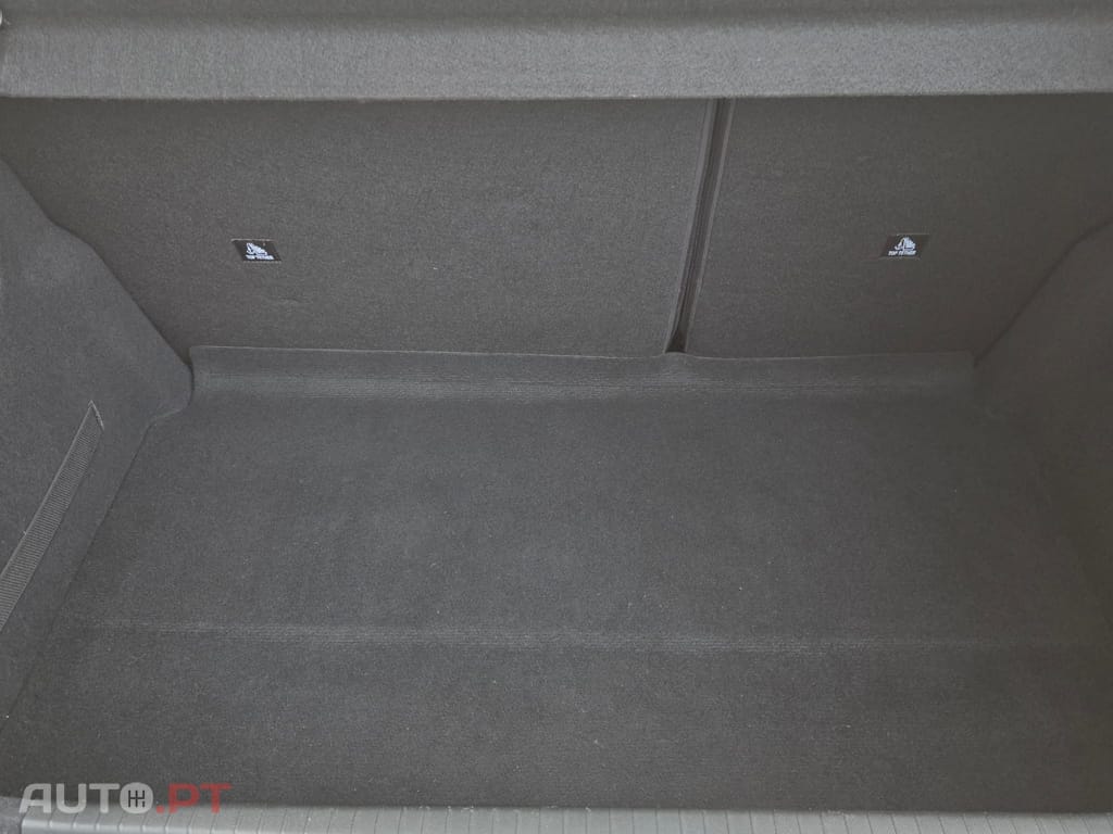 Peugeot E-208 Active 50kW