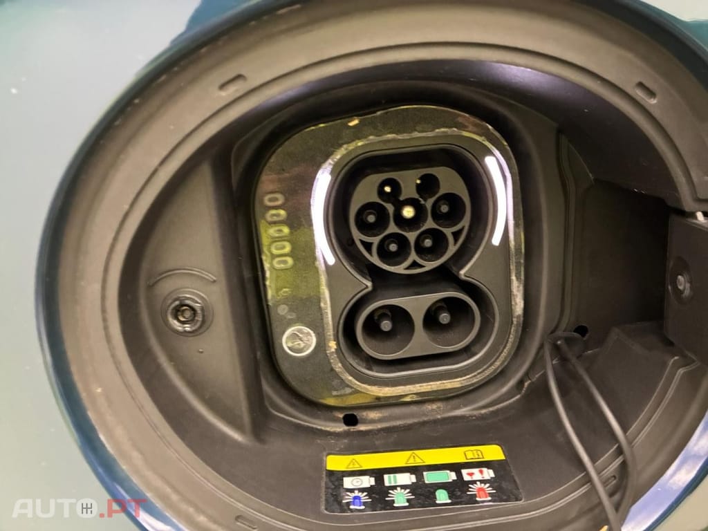 Fiat 500e La Prima