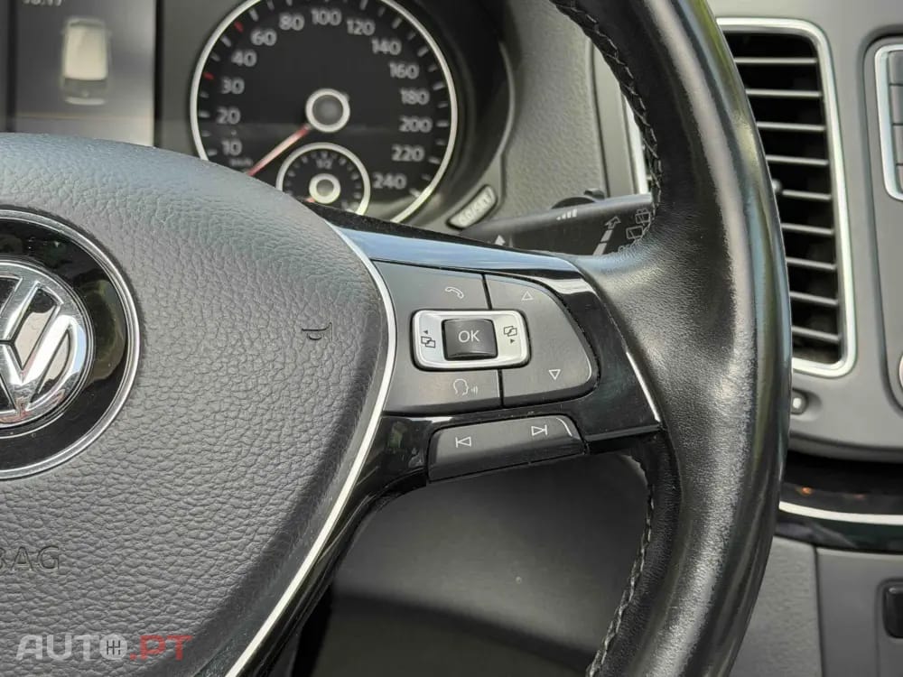 Volkswagen Sharan 2.0 TDI Blue Highline