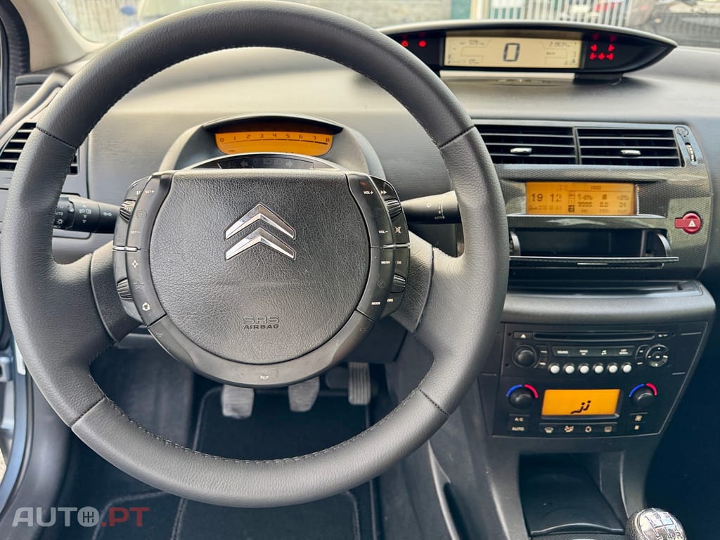Citroen C4 1.4 16V VTR Pack