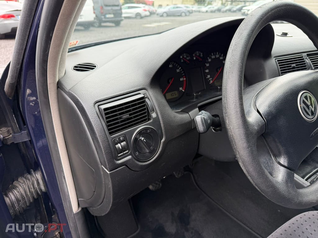 Volkswagen Golf 1.4i Confort