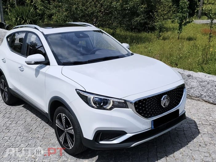 MG ZS EV Luxury