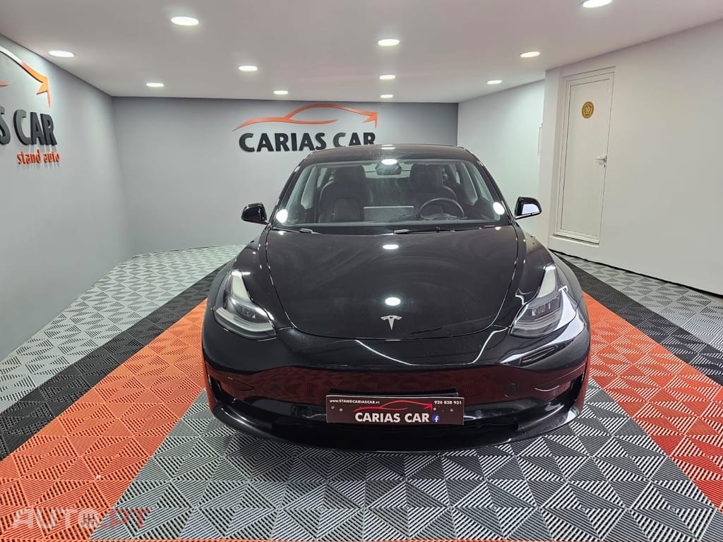 Tesla Model 3 Standard Range Plus RWD
