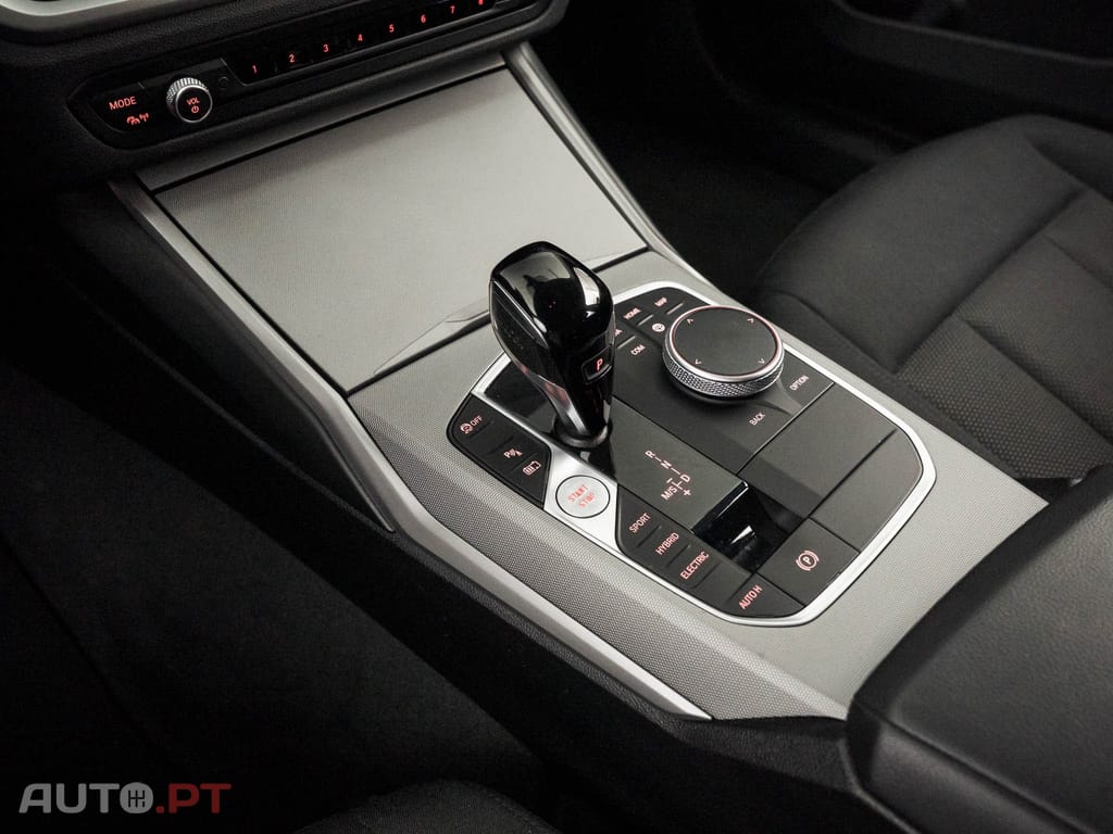 BMW 330 e Touring Line Sport Auto