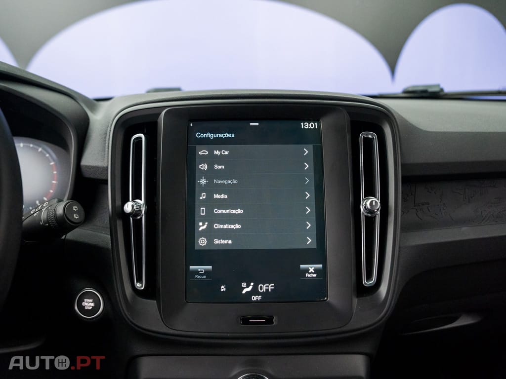 Volvo XC40 1.5 T2 Momentum Core
