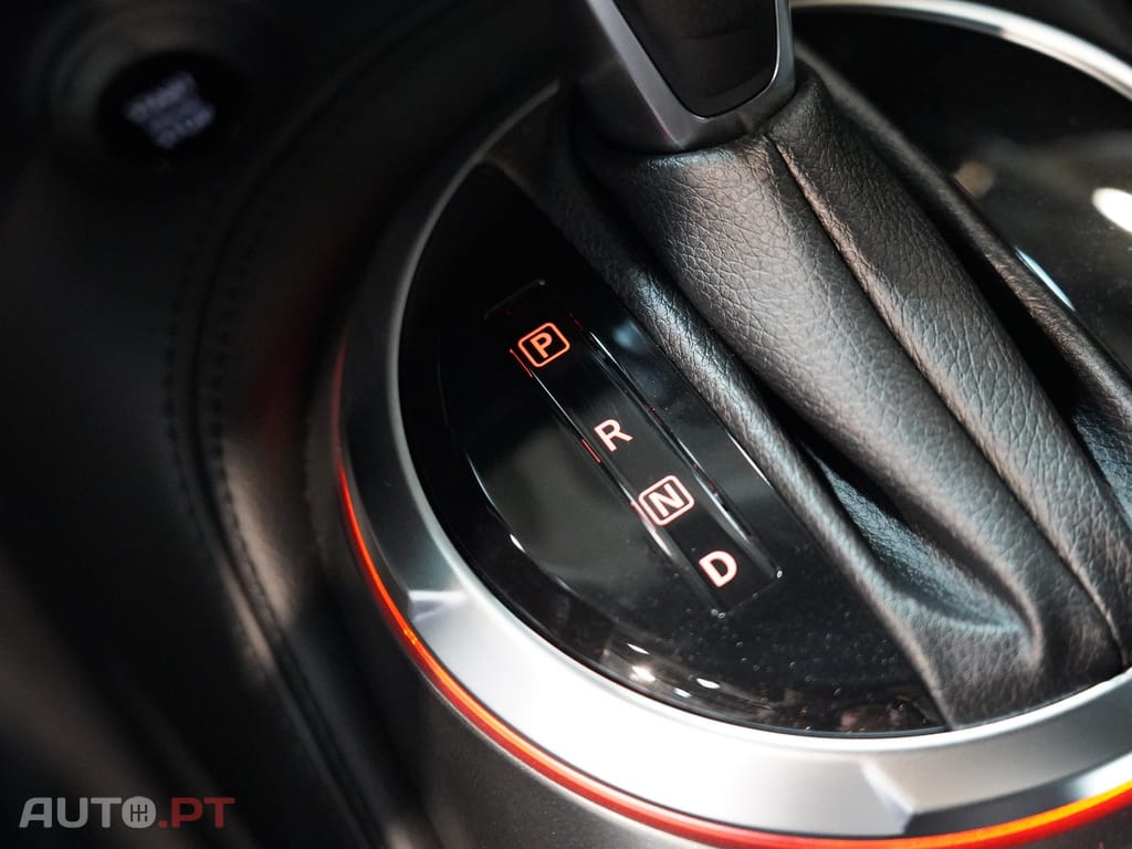 Nissan Juke 1.0 DIG-T N-Connecta DCT