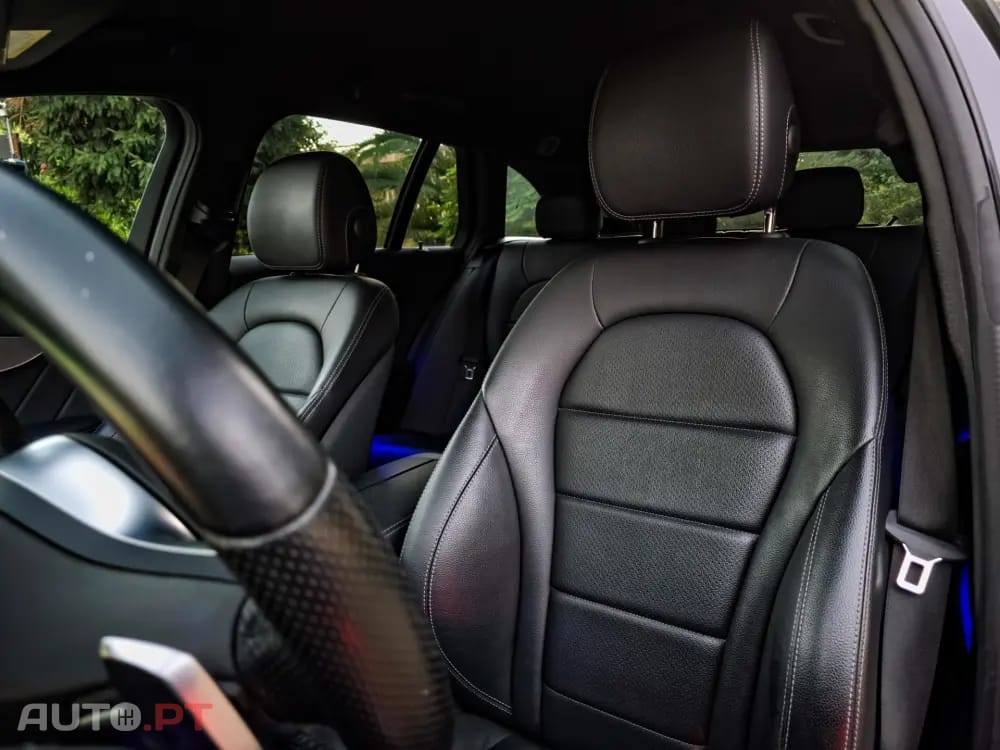 Mercedes-Benz C 300 Outro