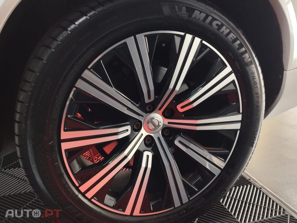 Volvo XC 90 2.0 T8 PHEV Inscription AWD — fotografia 24
