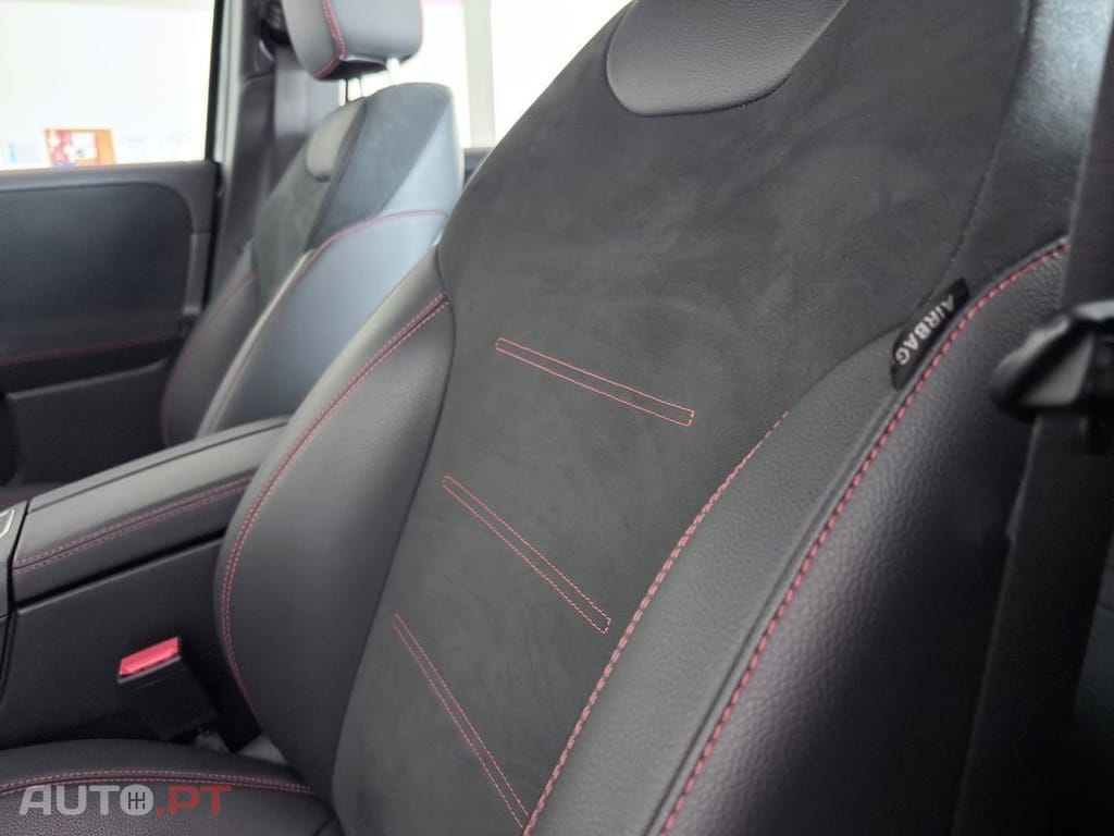 Mercedes-Benz EQB 250 AMG Line