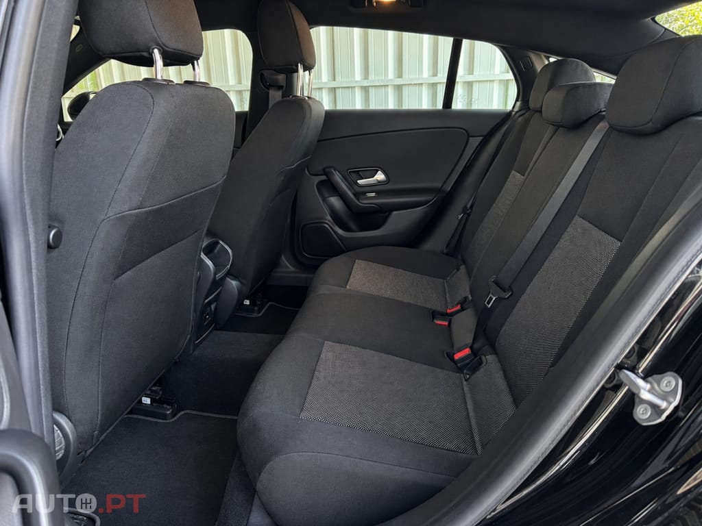 Mercedes-Benz CLA 180 d Shooting Brake Business Solutions.Grande Frota Aut.
