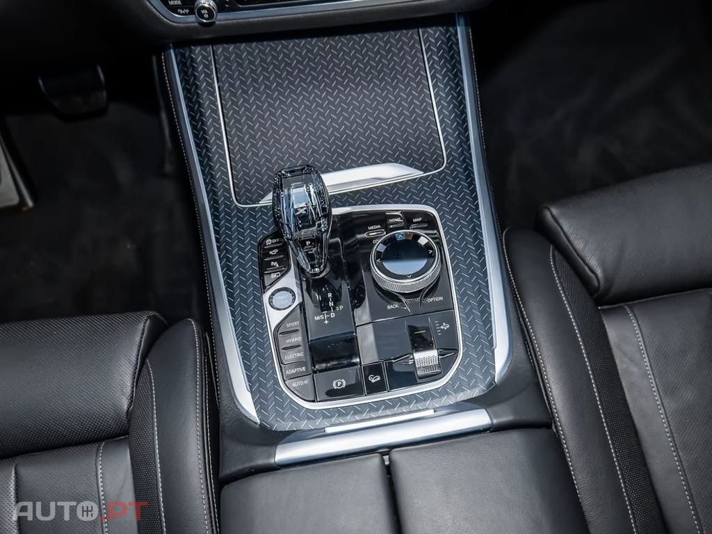 BMW X5 xDrive45e M Sport I.V.A DEDUTÍVEL 