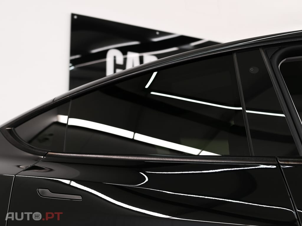 Tesla Model Y Tração Traseira
