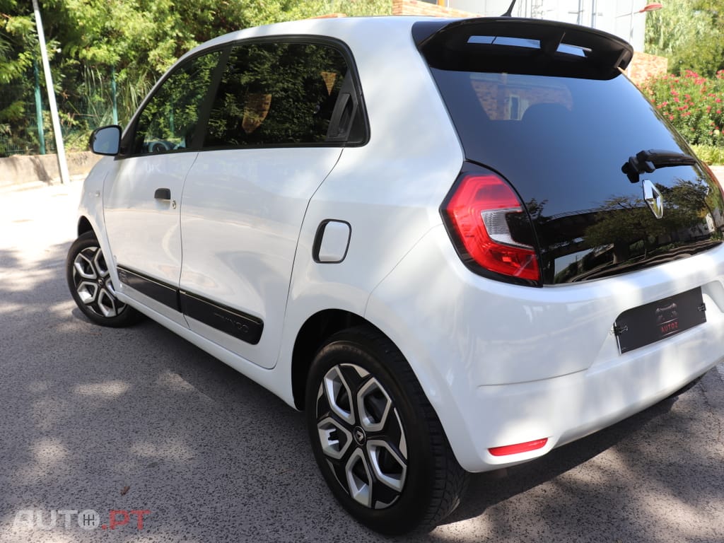 Renault Twingo 1.0 Zen - Black & White