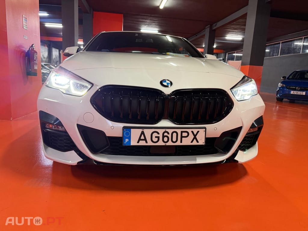 BMW 216 d Pack Desportivo M