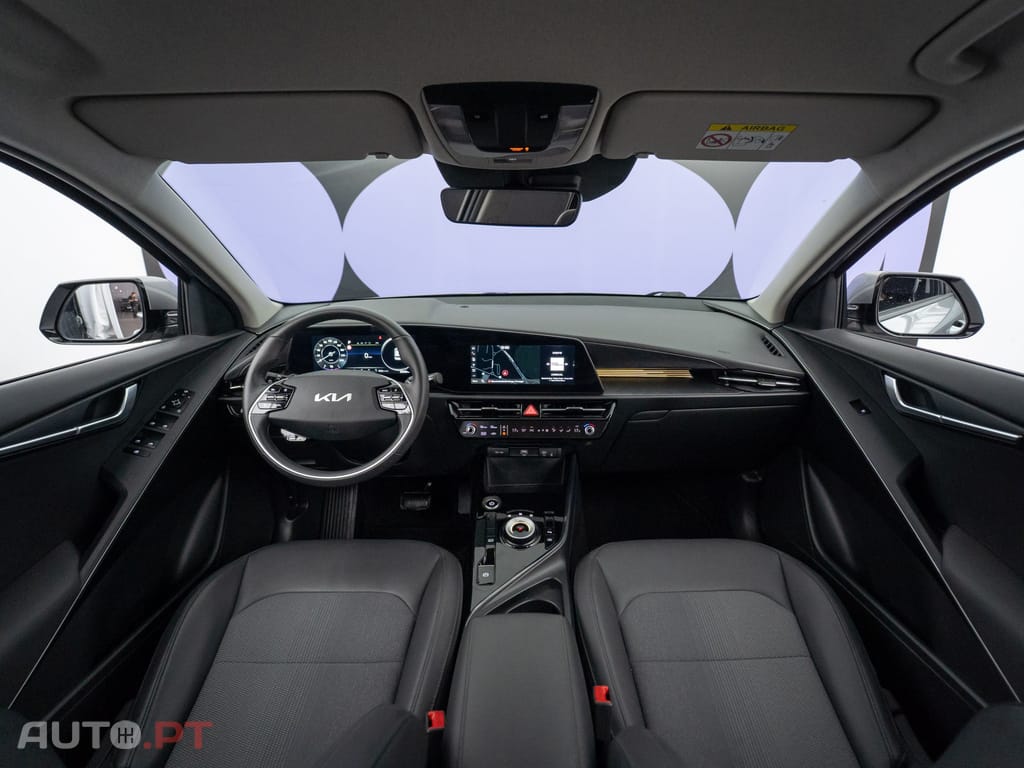 Kia Niro 64kWh Tech