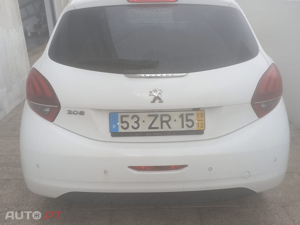Peugeot 208 1.5 Hdi