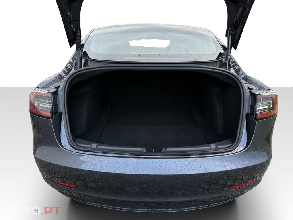 Tesla Model 3 Tração Traseira