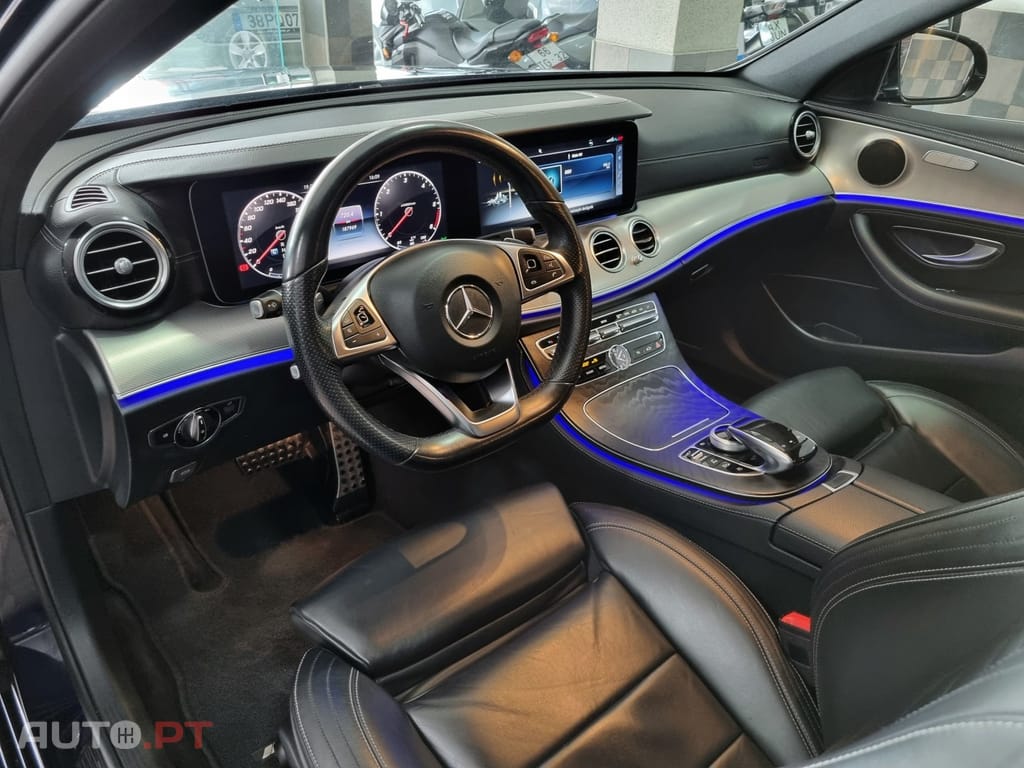 Mercedes-Benz E 220 AMG Line