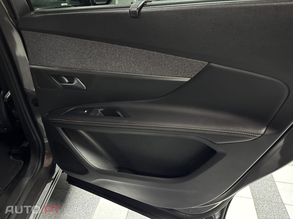 Peugeot 5008 1.5 BlueHDi GT Line