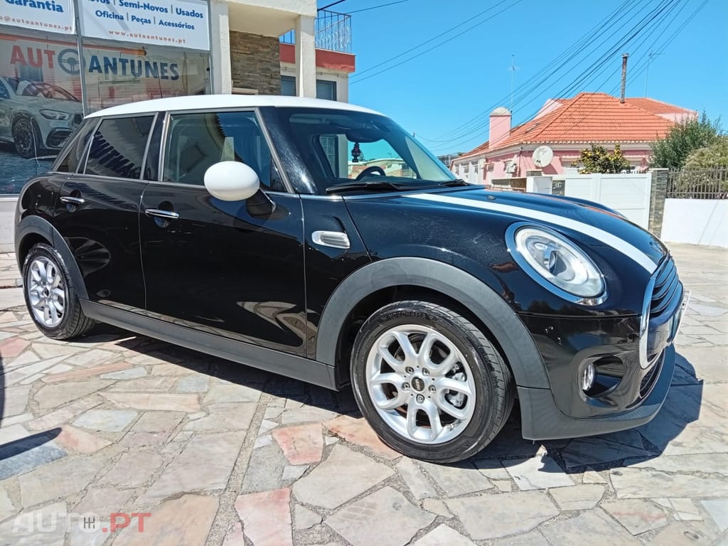 MINI Clubman Cooper SD Auto Desportiva — fotografia 3