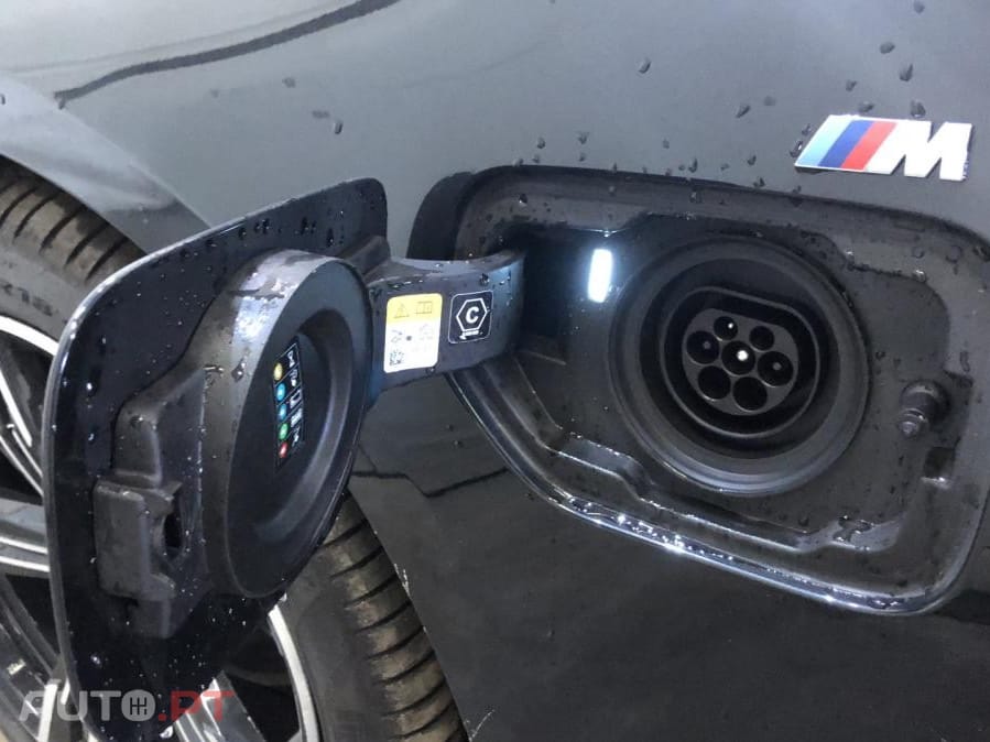 BMW 320 e Pack Desportivo M Auto