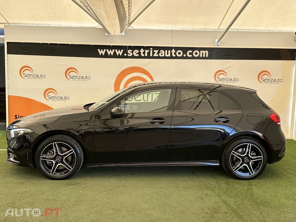 Mercedes-Benz A 250 e 8G-DCT AMG Line