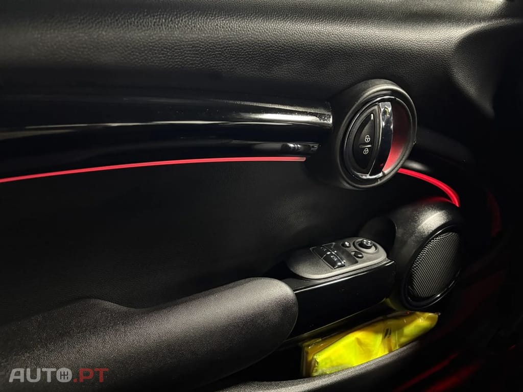 MINI Cooper Cooper SE S