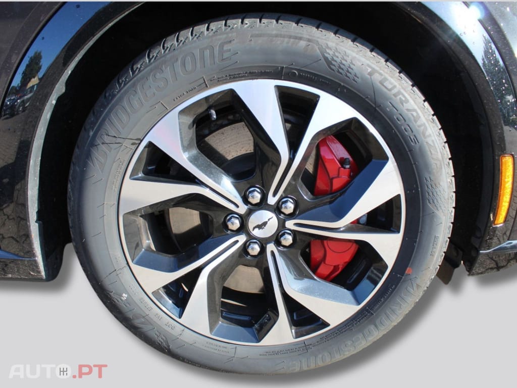 Ford Mustang Mach-E I.V.A DEDUTIVEL Premium AWD Standard-Range 