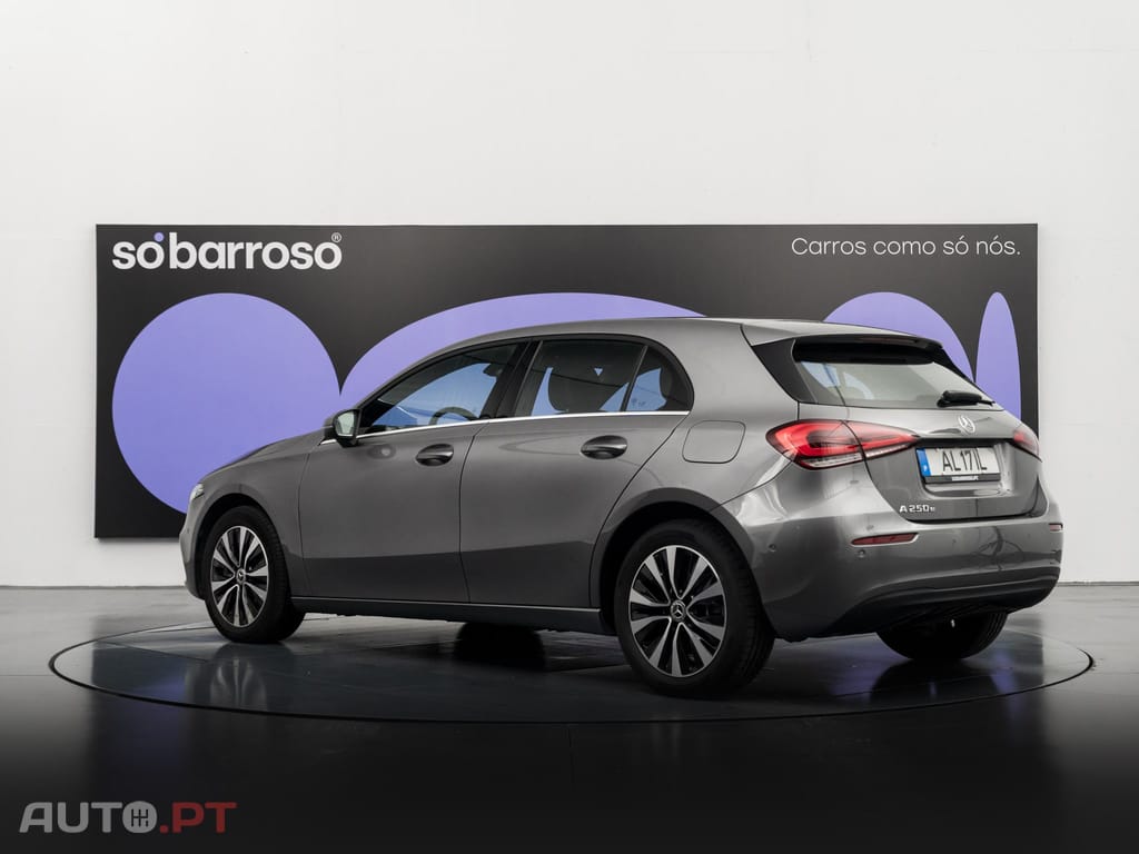 Mercedes-Benz A 250 e Style Plus