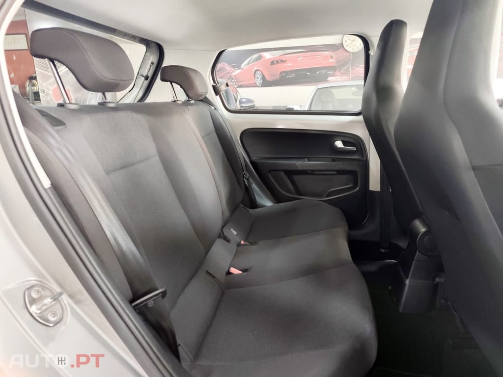 Volkswagen Up! 1.0 BMT Move Auto