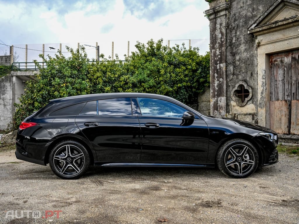 Mercedes-Benz CLA 250 e AMG Line