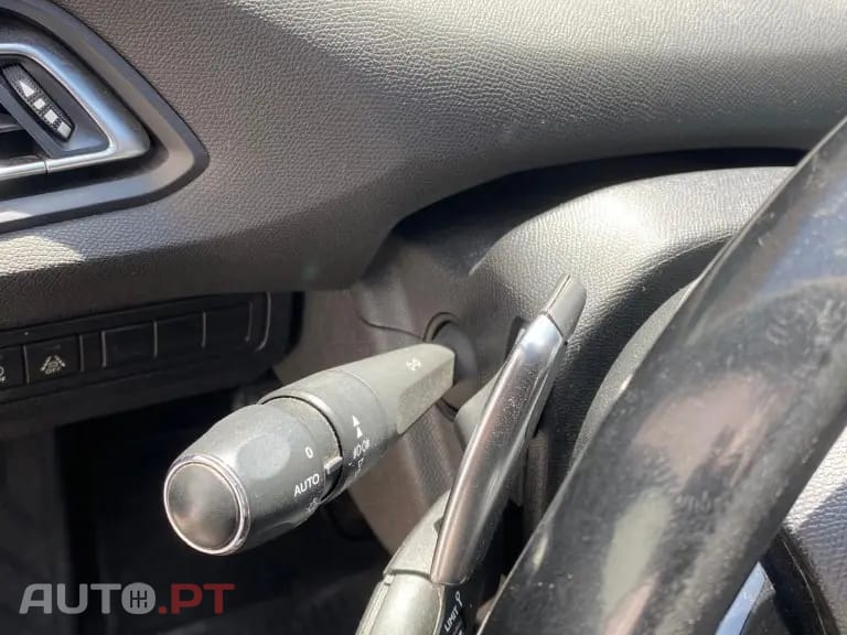 Peugeot 308 SW BlueHDi 130 EAT8 Active Pack