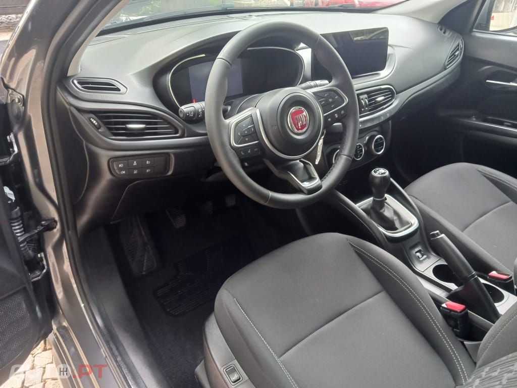 Fiat Tipo 1.0 GSE T3 Cross