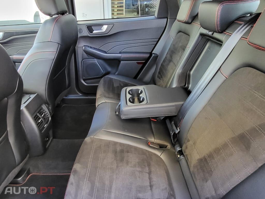 Ford Kuga 2.5 PHEV ST-Line X