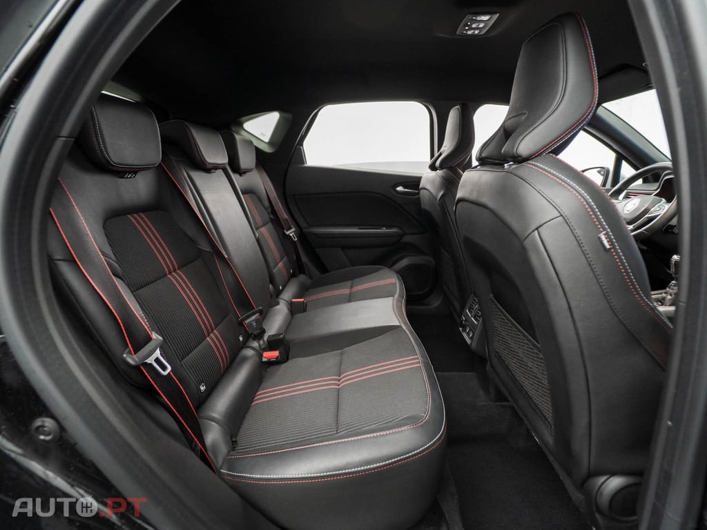 Renault Captur 1.0 TCe RS Line