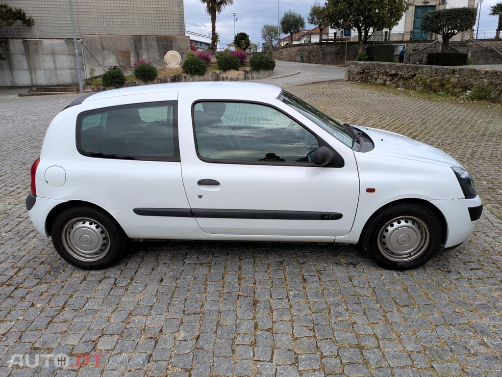Renault Clio II Fase II Societé 1.5 dCi