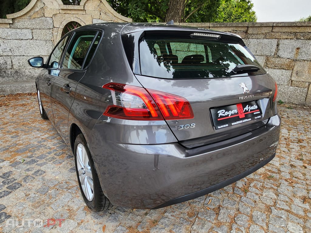 Peugeot 308 1.5 BlueHDi Business Line
