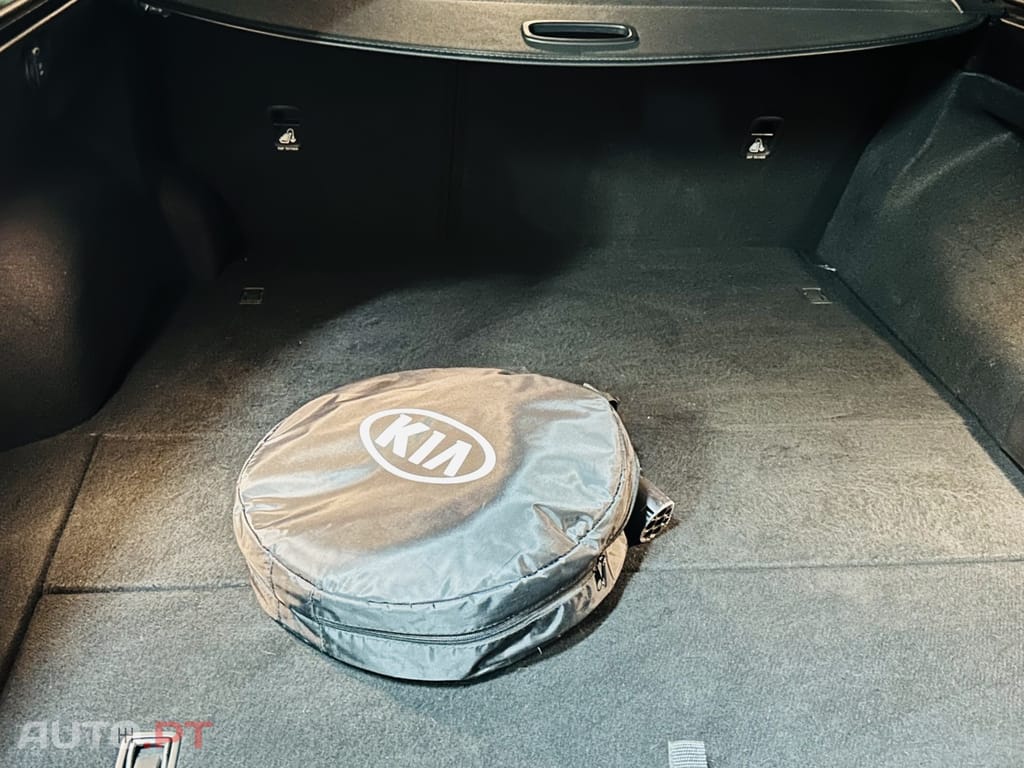 Kia Ceed SW 1.6 GDi PHEV Drive 6DCT