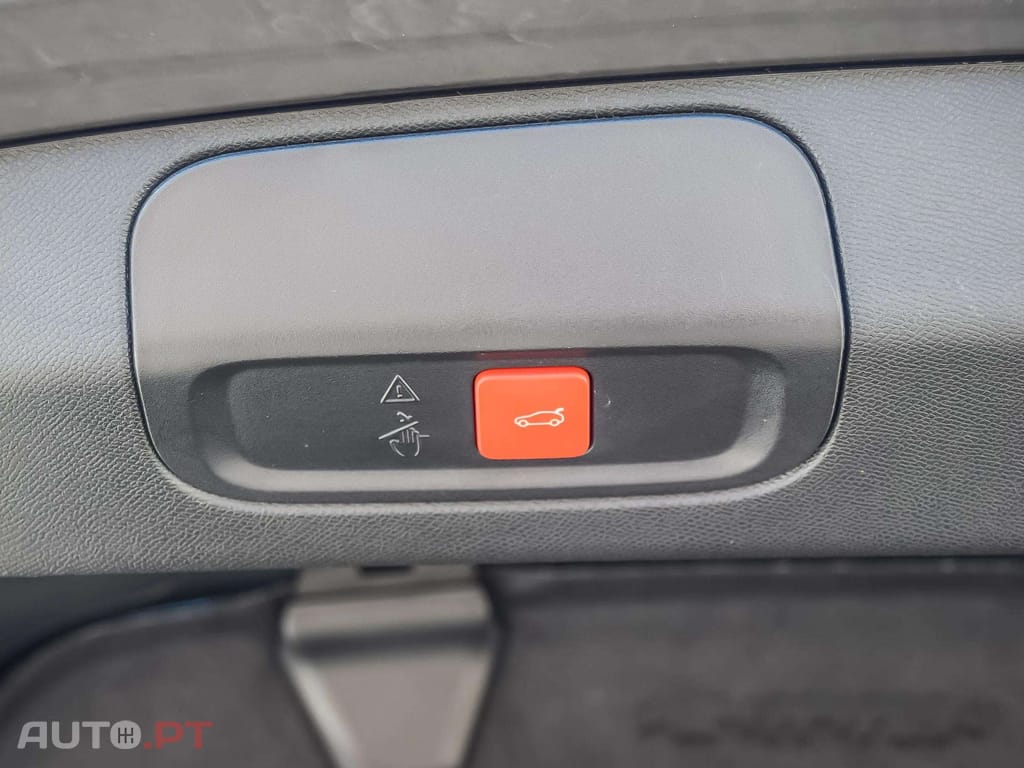 Peugeot 408 1.6 Hybrid GT e-EAT8