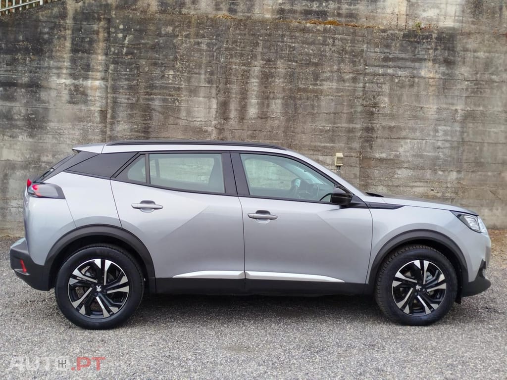Peugeot 2008 1.2 PureTech Allure EAT8