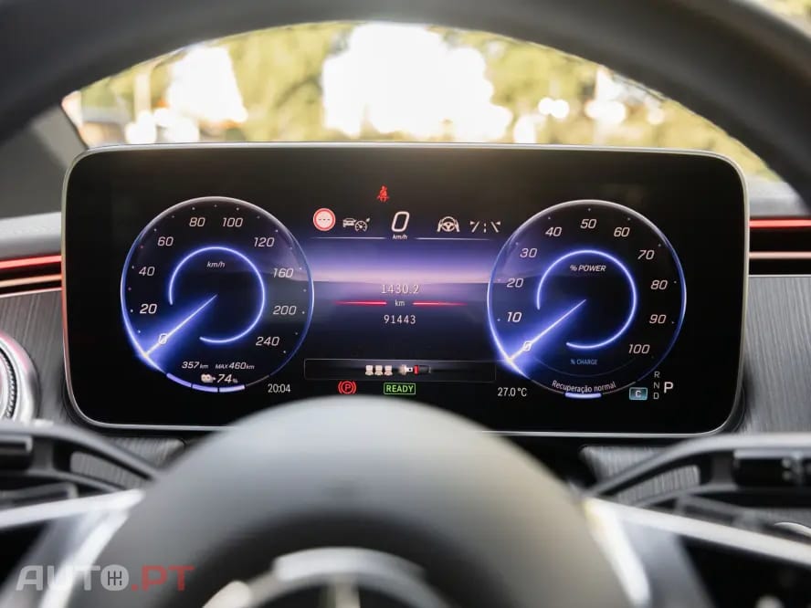 Mercedes-Benz EQE 300 Electric Art
