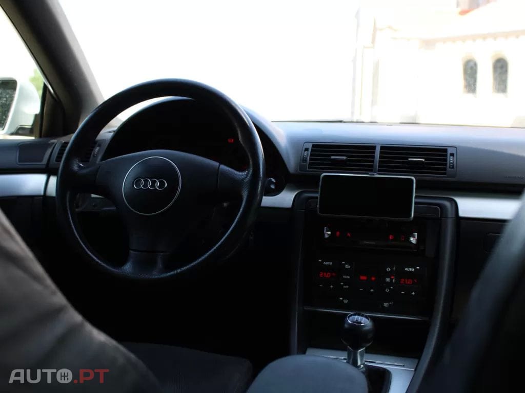 Audi A4 1.9 TDI m6 S-Line