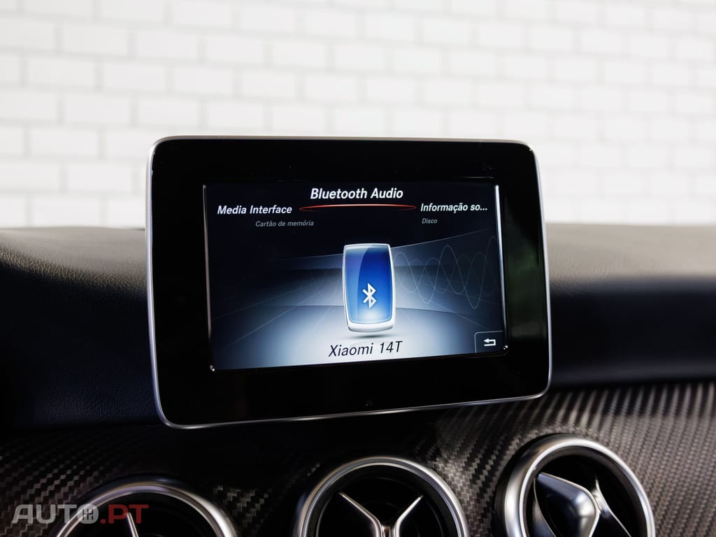 Mercedes-Benz A 180 d AMG Line