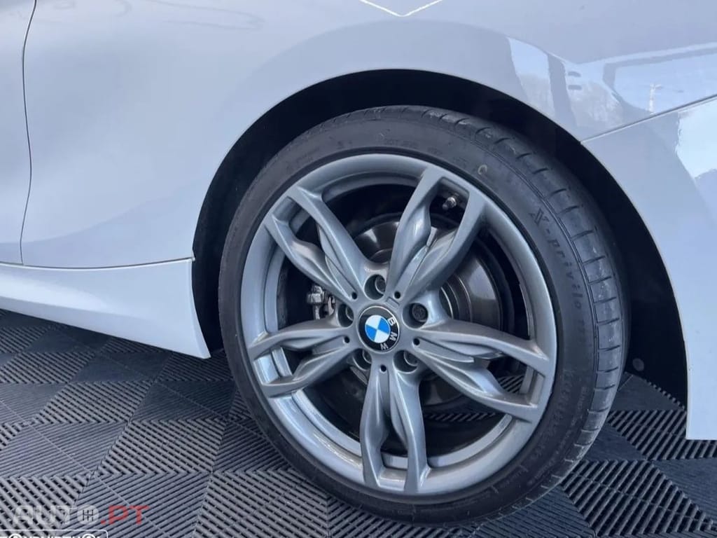 BMW 120 d xDrive Advantage