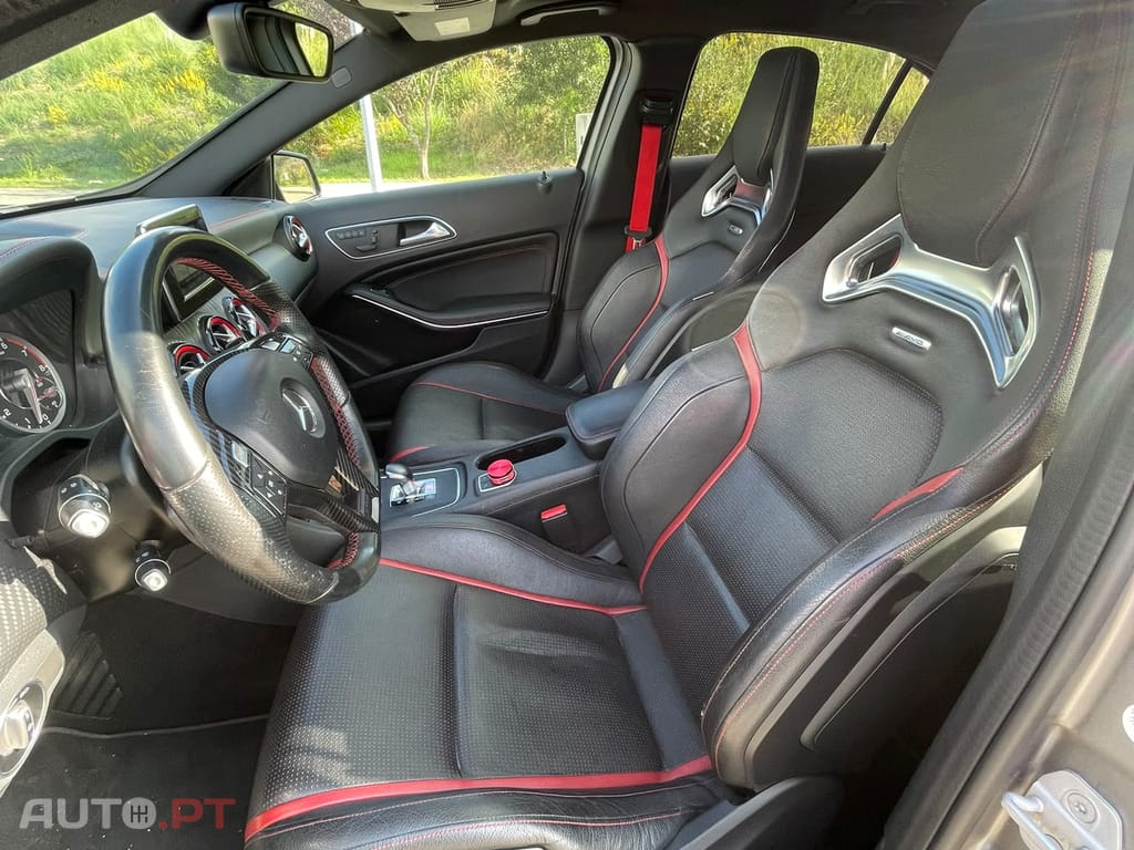 Mercedes-Benz A 45 AMG 4-MATIC