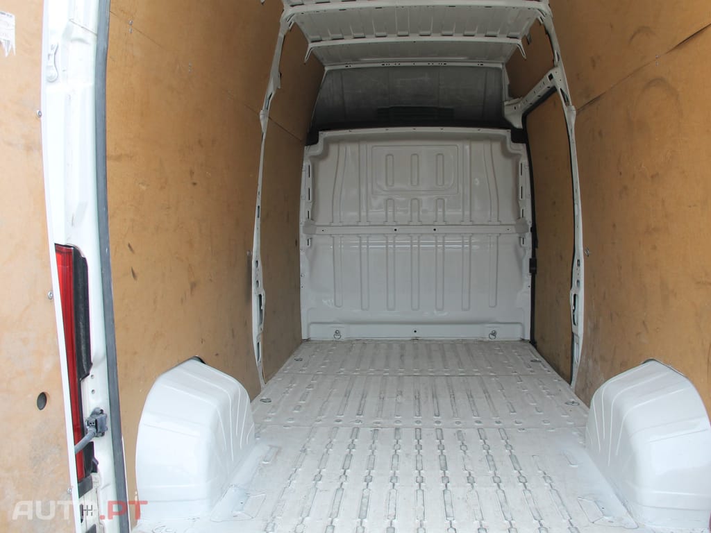 Peugeot Boxer 2.2 BlueHDi 330 L1H1