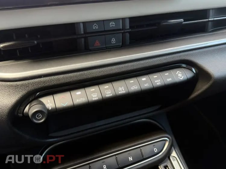Fiat 600 1.2 Hybrid La Prima