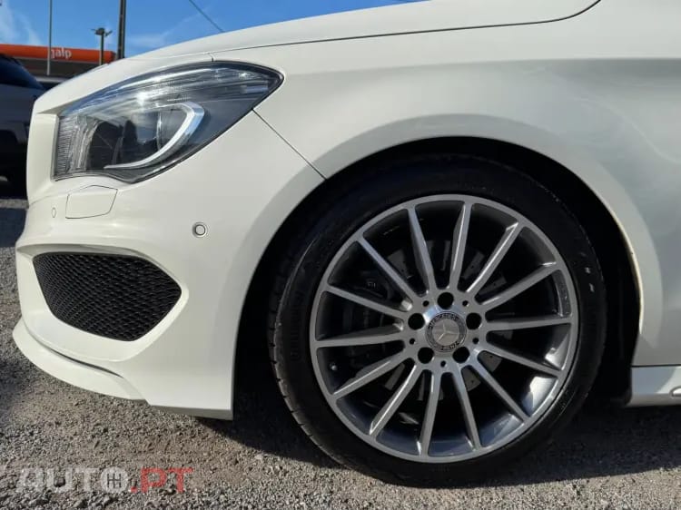 Mercedes-Benz CLA 220 (CDI) d 7G-DCT AMG Line